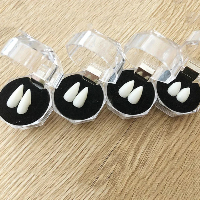 Halloween Realistic Vampire Teeth Set